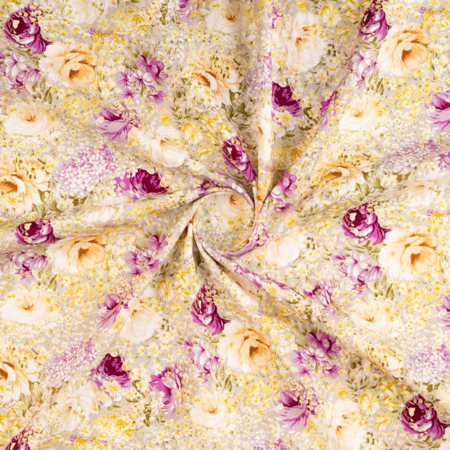 ΥΦΑΣΜΑ 100% ΒΑΜΒΑΚΕΡΟ ΜΕ ΛΕΙΑ ΠΕΝΙΕ ΥΦΗ ΚΑΙ ΕΝΤΟΝΟ PRINT ΓΚΡΙ/ΜΠΕΖ ΒΑΣΗ ΜΕ ΜΩΒ ΤΡΙΑΝΤΑΦΥΛΛΑ - Ρετάλι 1.50μ.