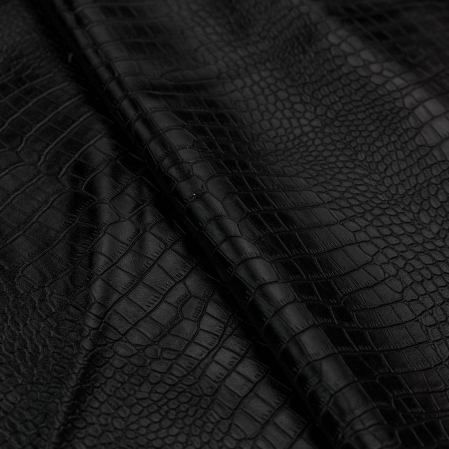 ΥΦΑΣΜΑ ΔΕΡΜΑΤΙΝΗ ΛΕΠΤΗ ΜΕ ΣΧΕΔΙΟ ΦΙΔΙ ΣΕ ΜΑΥΡΟ 