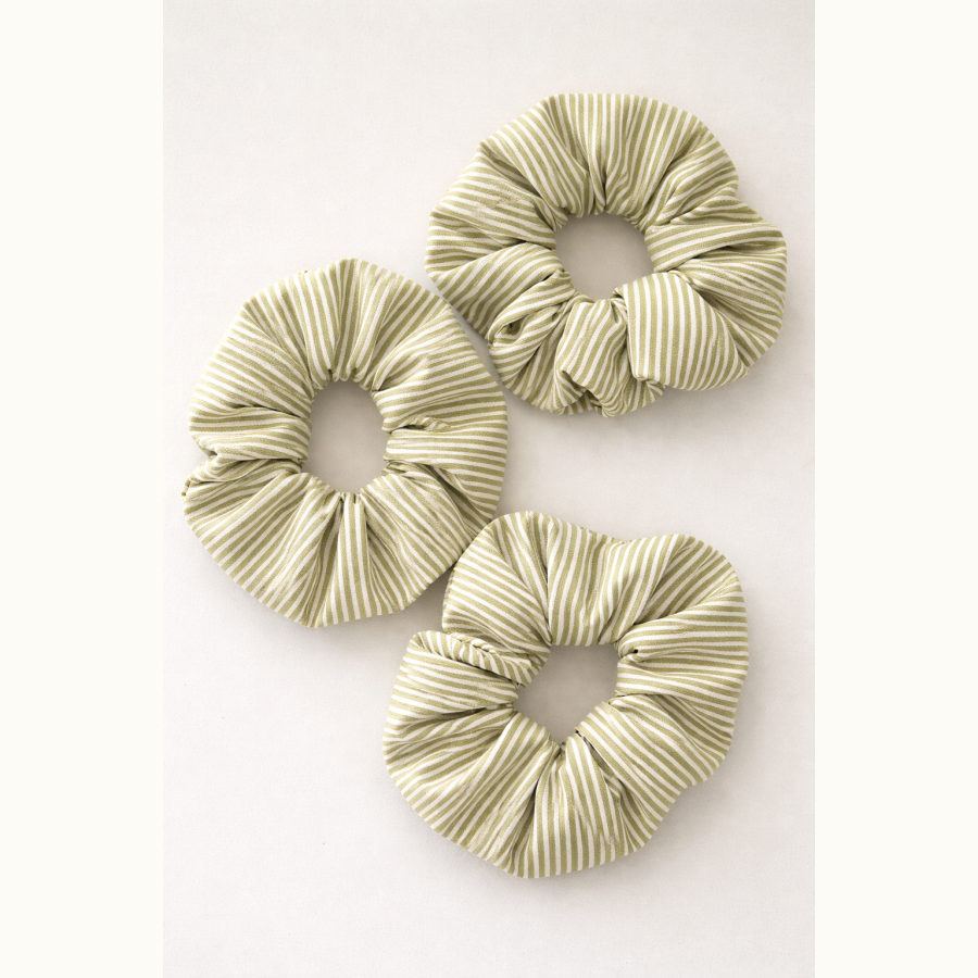 ΥΦΑΣΜΑ 100% ΒΑΜΒΑΚΕΡΗ ΠΟΠΛΙΝΑ ΝΗΜΑΤΟΒΑΜΜΕΝΗ ΔΙΠΛΗΣ ΟΨΗΣ - ΡΙΓΕ 2mm ΑΣΠΡΟ/ ΛΑΔΙ ΑΝΟΙΧΤΟ