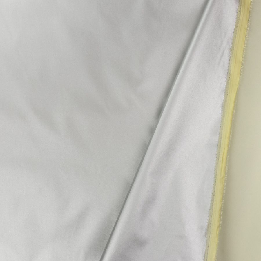 ΥΦΑΣΜΑ ΑΔΙΑΒΡΟΧΟ ΑΛΟΥΜΙΝΟΠΑΝΟ ΗΛΙΟΠΡΟΣΤΑΣΙΑΣ (ΜΕ ΑΝΤΑΝΑΚΛΑΣΤΙΚΗ ΕΠΙΣΤΡΩΣΗ) ΕΛΑΦΡΥ