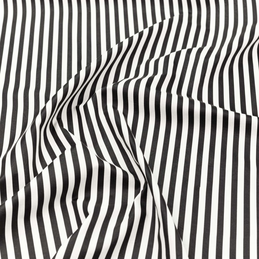 ΥΦΑΣΜΑ ΔΕΡΜΑΤΙΝΗ ΣΧΕΔΙΟ ΡΙΓΕ ΑΣΠΡΟΜΑΥΡΟ (Ρετάλι 2.90 μέτρα)